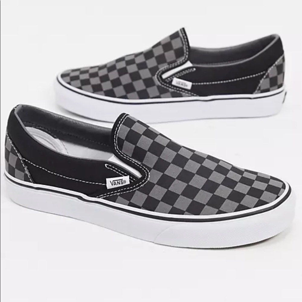 Checkered Vans 7.5